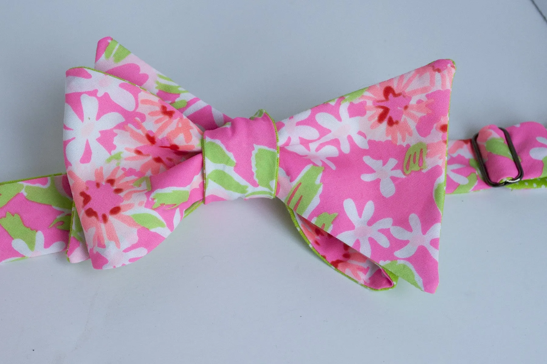 Designer Neon Pink Bright Bow Tie
