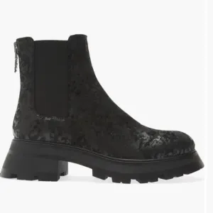 DKNY Sasha Lug Chelsea Boot Black NWOT