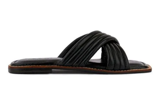 EURA Quilted Leather Flats