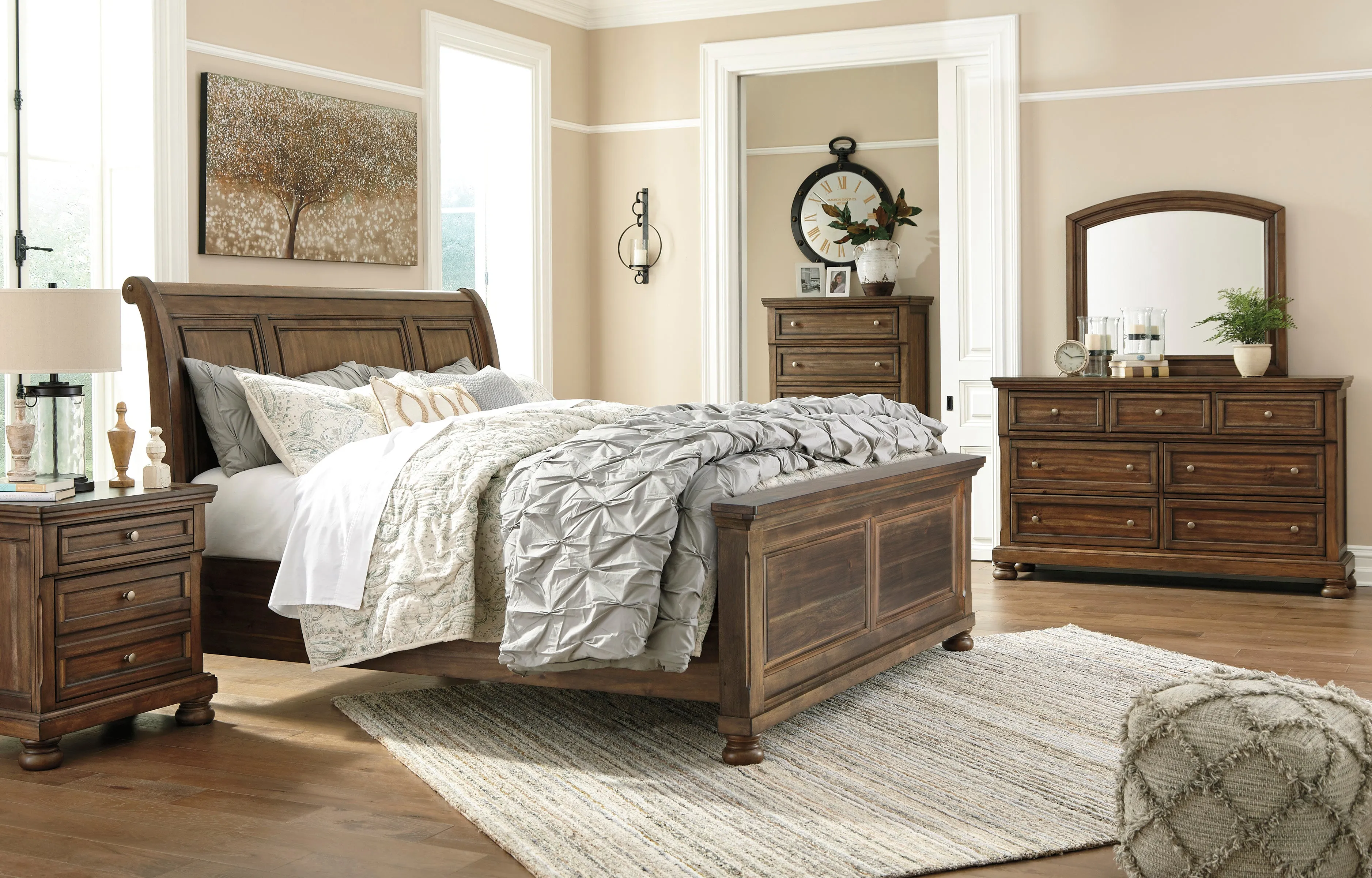 Flynn Sleigh Bed
