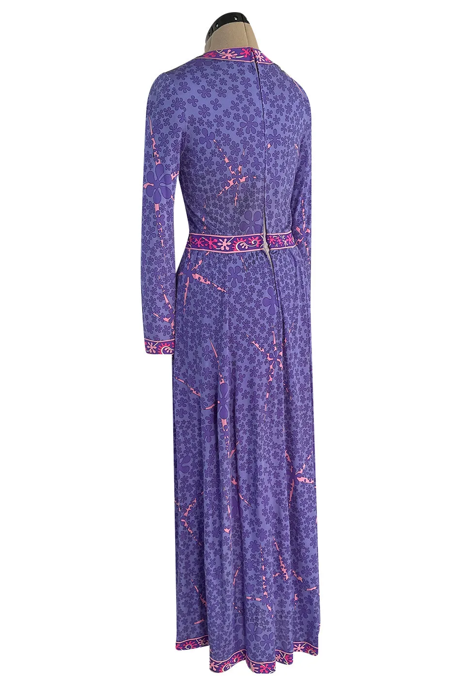 Gorgeous 1960s Bessi Light Purple & Pink Printed Silk Jersey Dress w V Neck & Slit Front