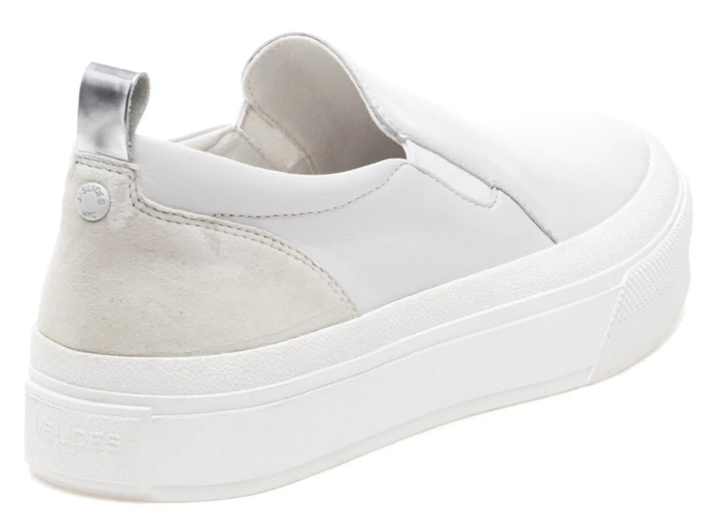 J Slide: Gia in White