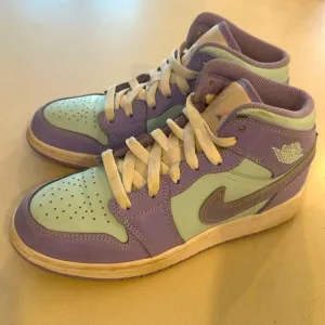 Kids Nike Air Jordan’s, gently used, unisex size 3.5, lavender sea-foam green