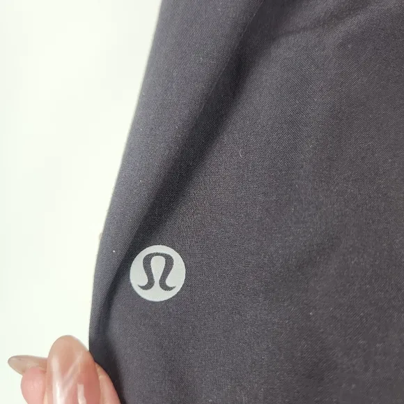 Lululemon Quick Pace Mini Athletic Skirt Skort Black Size 6
