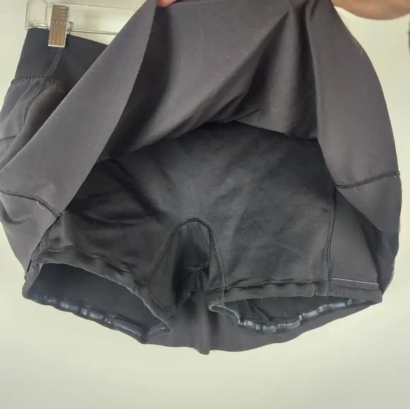 Lululemon Quick Pace Mini Athletic Skirt Skort Black Size 6