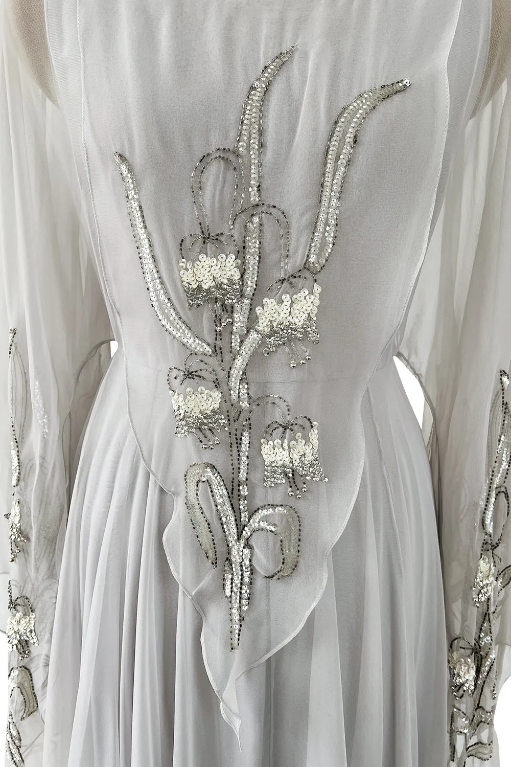 Magical 1970s Jean Varon Palest Silver Grey Chiffon Dress w Amgel Sleeves & Sequins