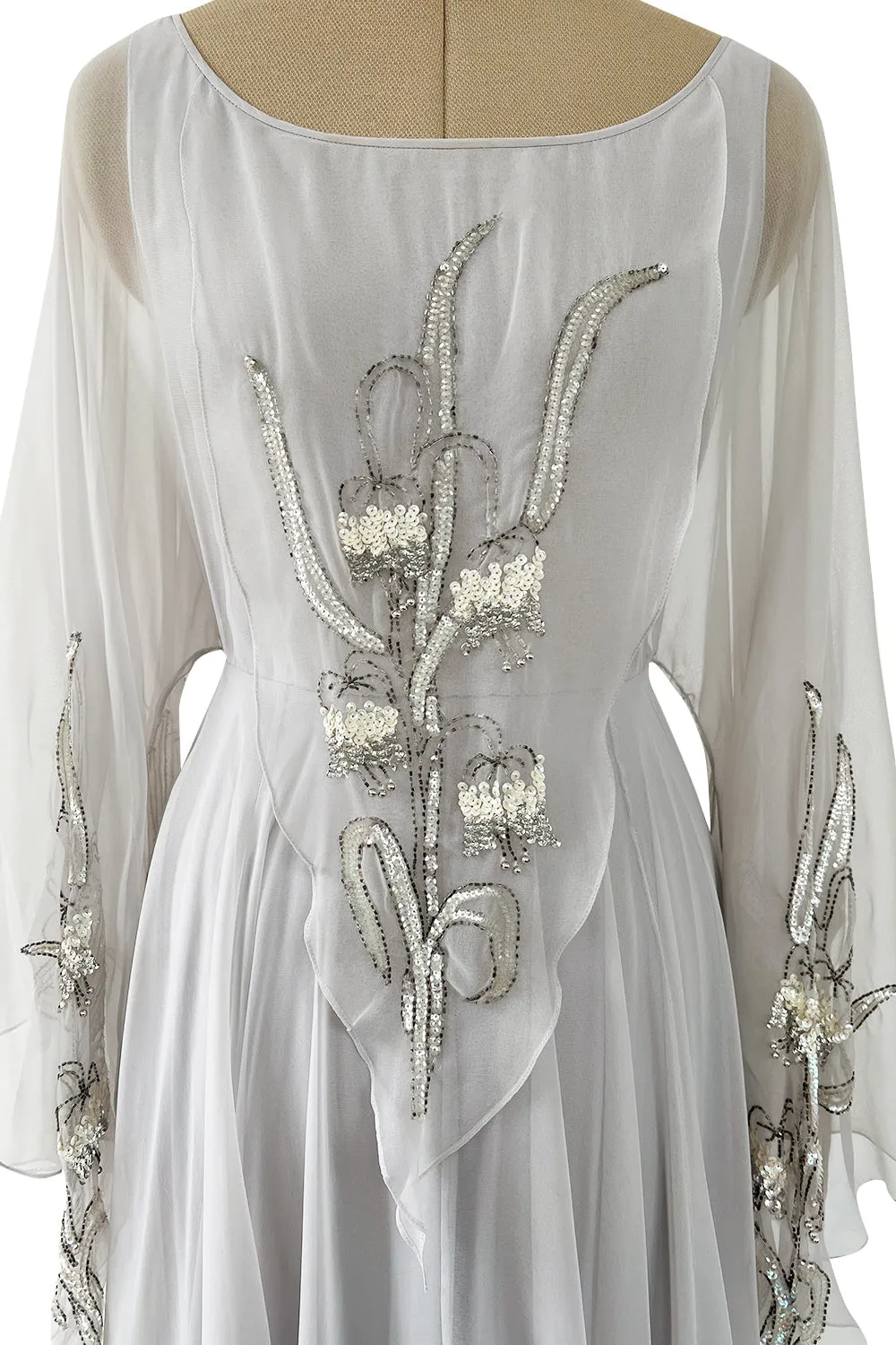 Magical 1970s Jean Varon Palest Silver Grey Chiffon Dress w Amgel Sleeves & Sequins