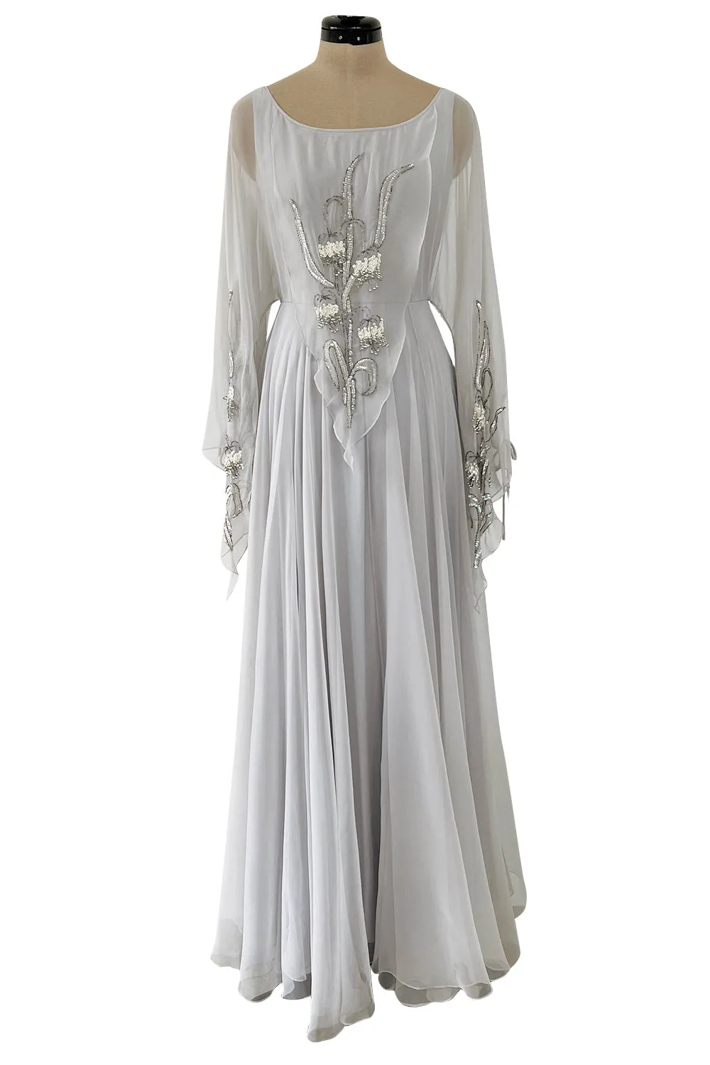 Magical 1970s Jean Varon Palest Silver Grey Chiffon Dress w Amgel Sleeves & Sequins