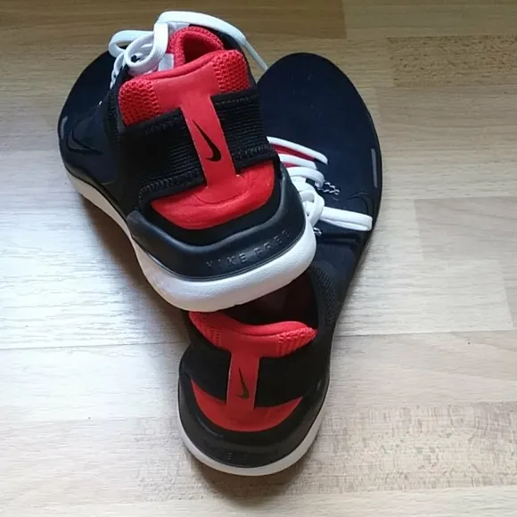 Men's Nike Free Running