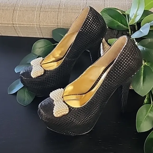Muuy Fresos Zapateria Platform Heels Size 7.5 8 Mexico Pearls Bows Goth Punk