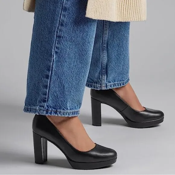 Naturalizer Berlin Platform Pump (WIDE)