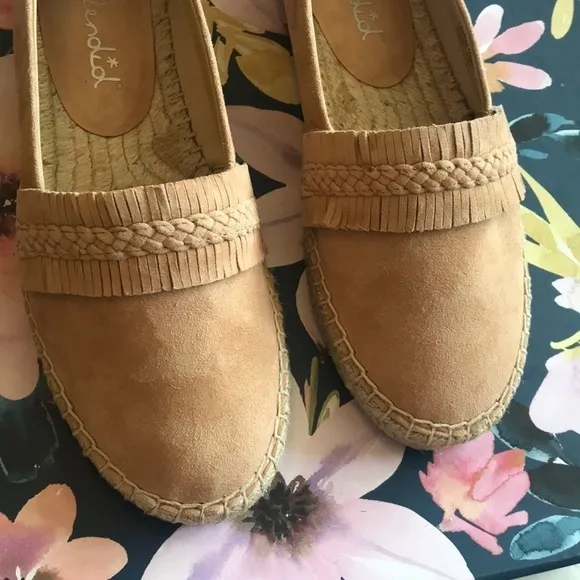 nib // splendid jaime espadrille fringe shoes
