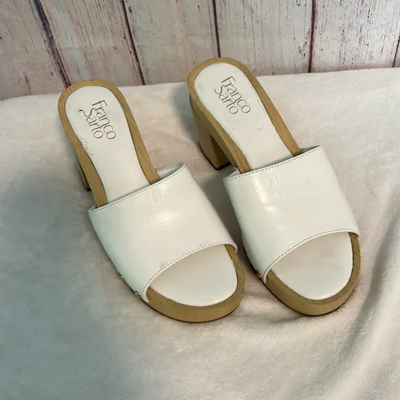 NWOT Franco Sarto Capri 3 Clog Sandal