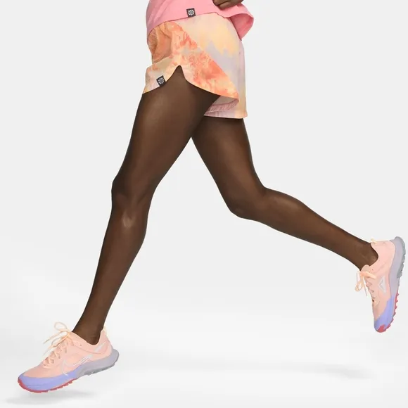 NWT Nike Trail Sea Coral/Pearl Pink Dri-FIT Repel Mid-Rise 3&quot; Running Shorts XL