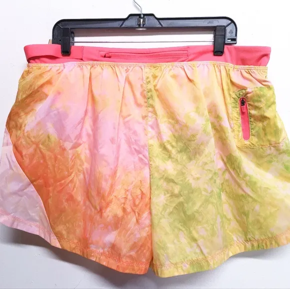 NWT Nike Trail Sea Coral/Pearl Pink Dri-FIT Repel Mid-Rise 3&quot; Running Shorts XL