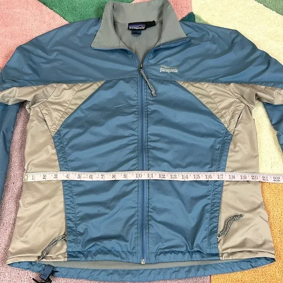 Patagonia Lightweight Vintage Outdoor Zip Up Storm Jacket Wind Resistant Medium