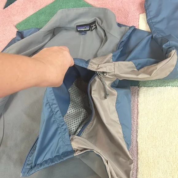 Patagonia Lightweight Vintage Outdoor Zip Up Storm Jacket Wind Resistant Medium