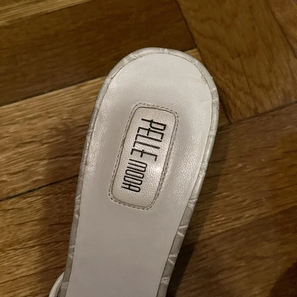 Pelle Moda Open Toed Heels