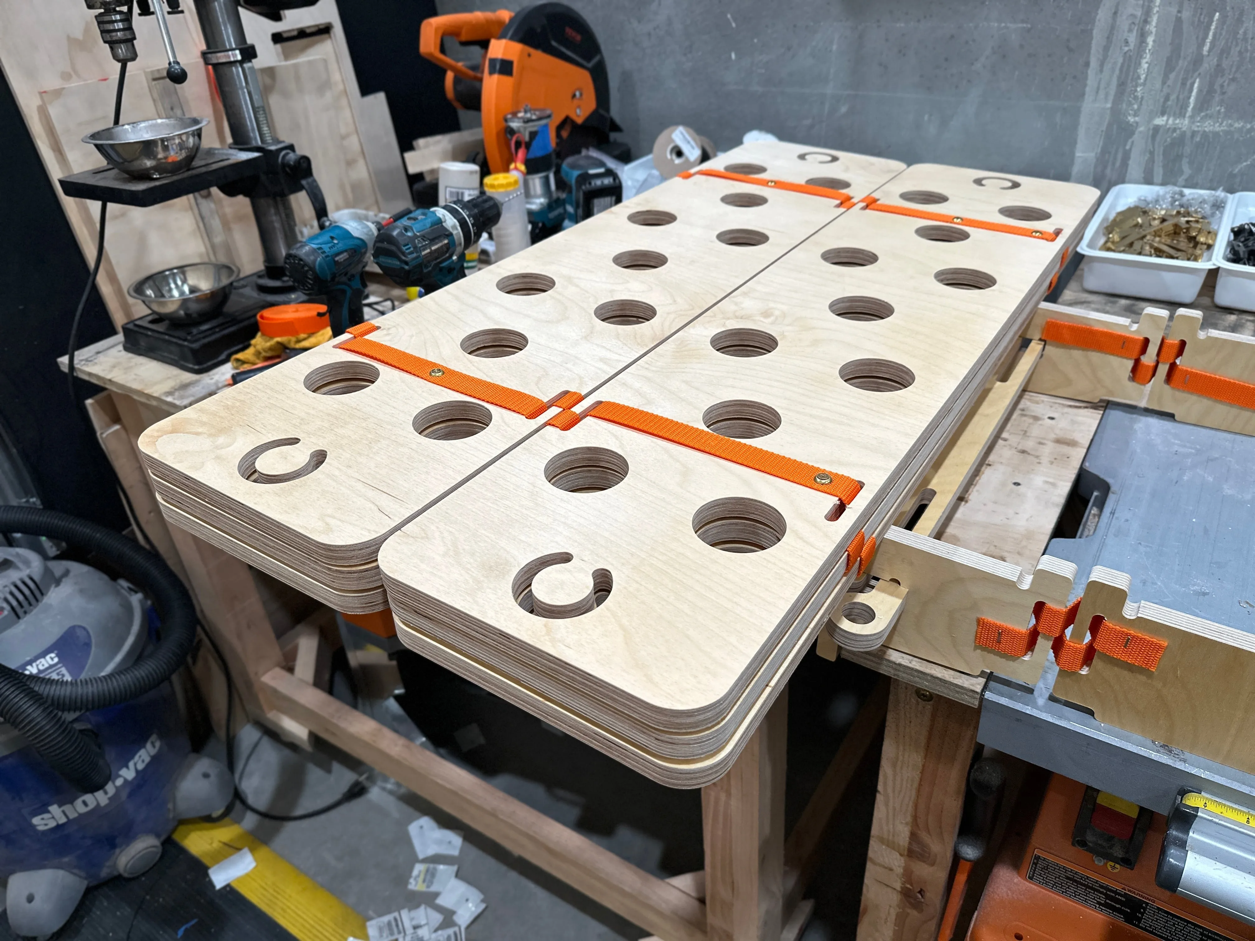 Rivian R1S - Sleep Platform