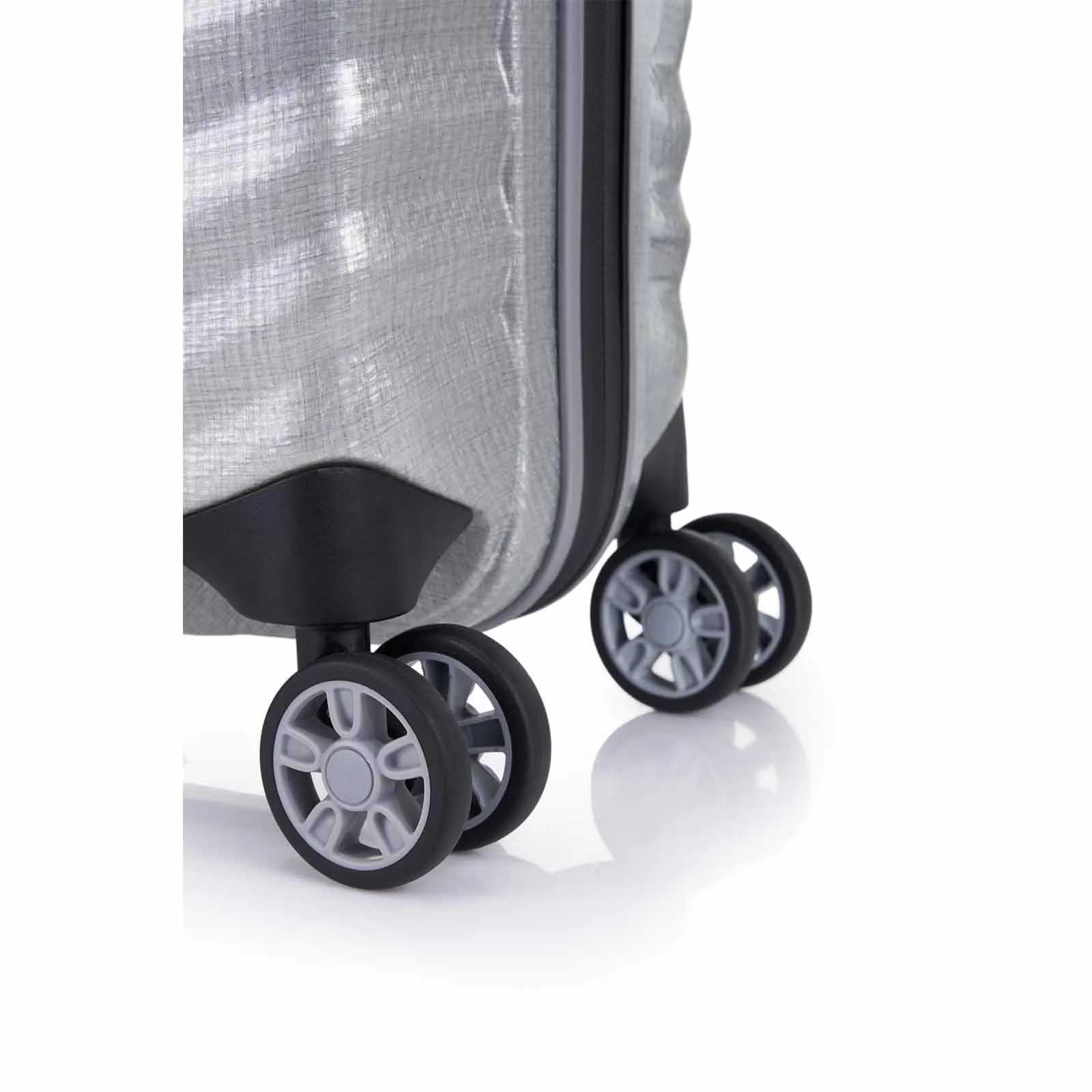 Samsonite Lite-Shock Sport 55cm Suitcase Silver