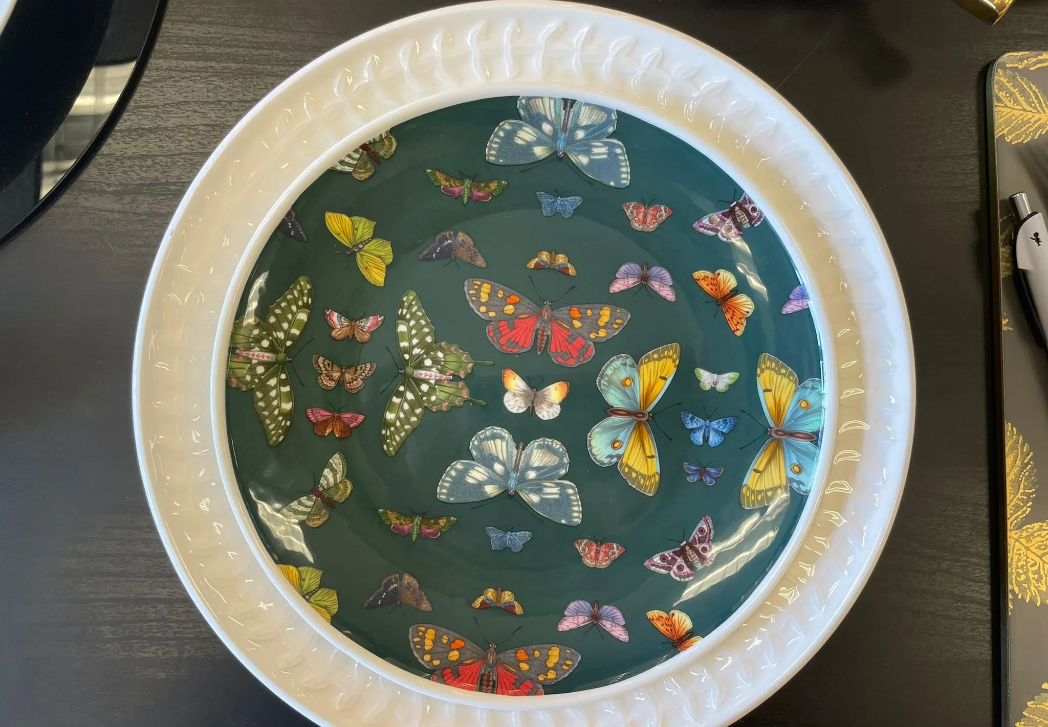Set of 4 white 10” dinner plate