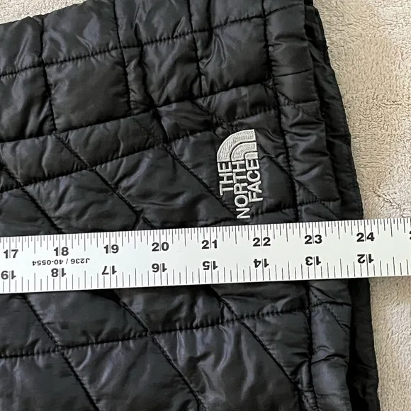 The North Face Thermoball Quilted Vest Black Womens Size Small Lightweigt