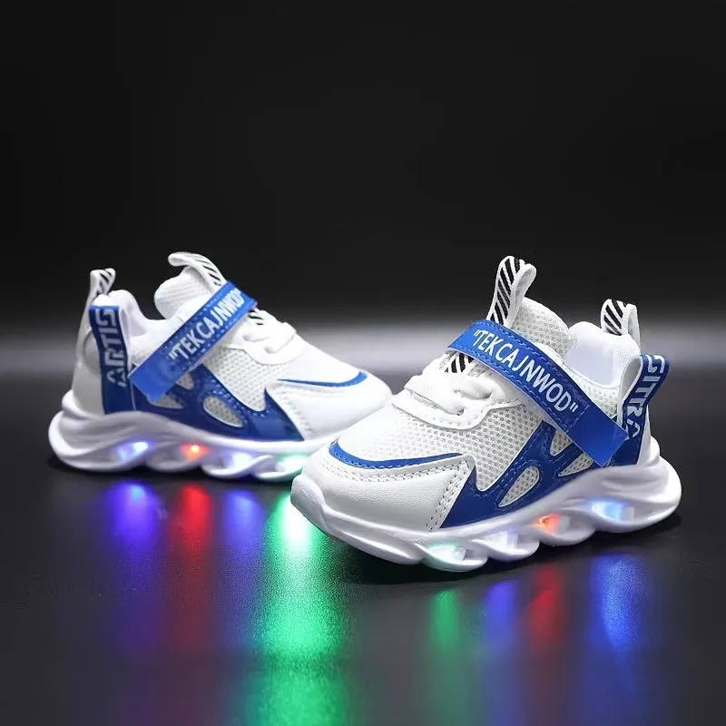 Trendy Girls Sneakers With LED Light, FS