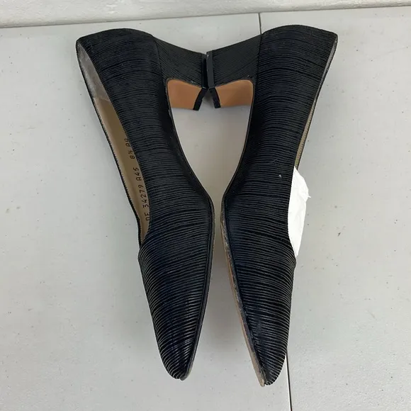 Vintage Salvatore Ferragamo Heels Sz 8.5AA