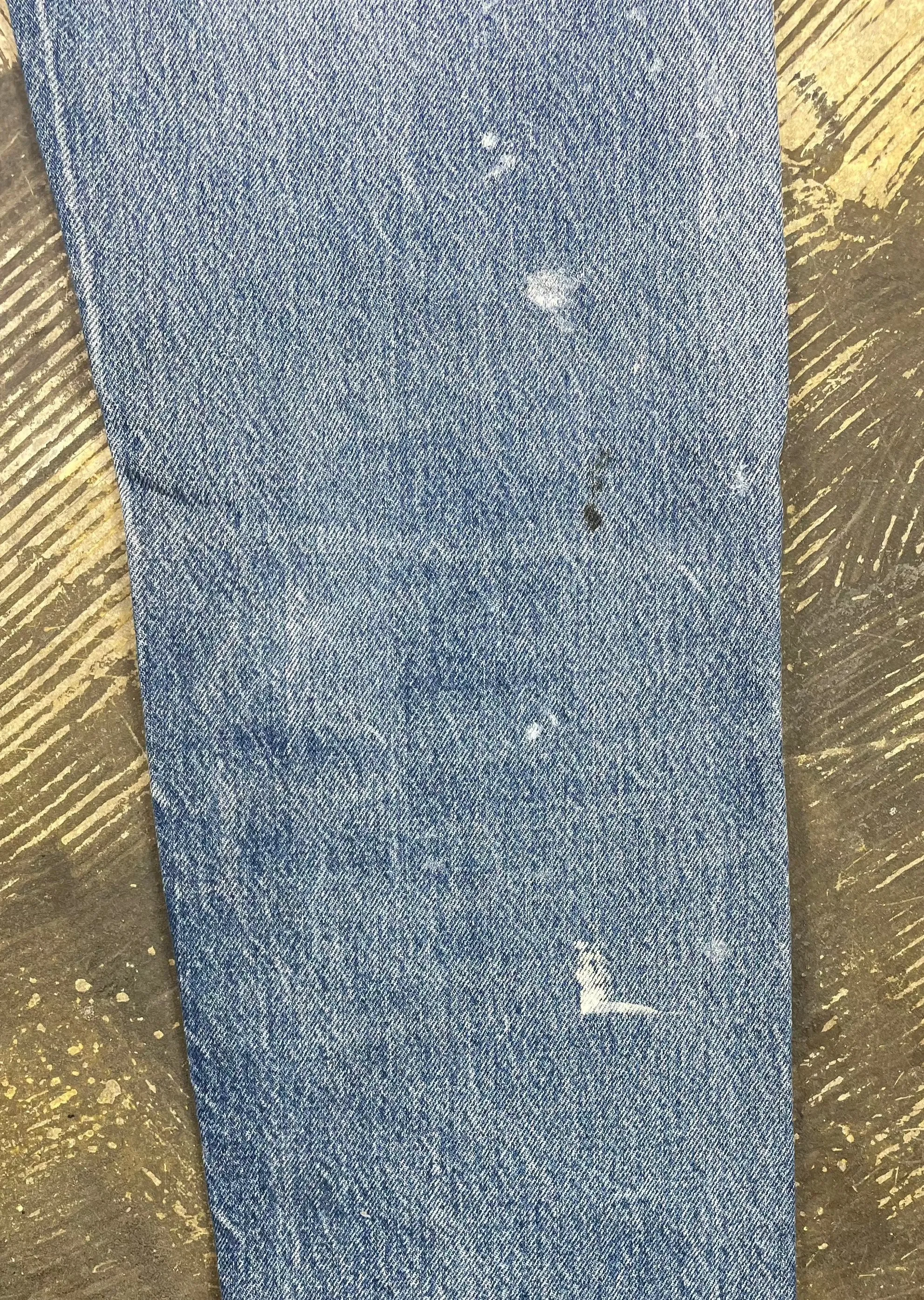 Vintage USA Made Levi 501 Premium Wash & Paint Denim Jeans (JYJ-0305)